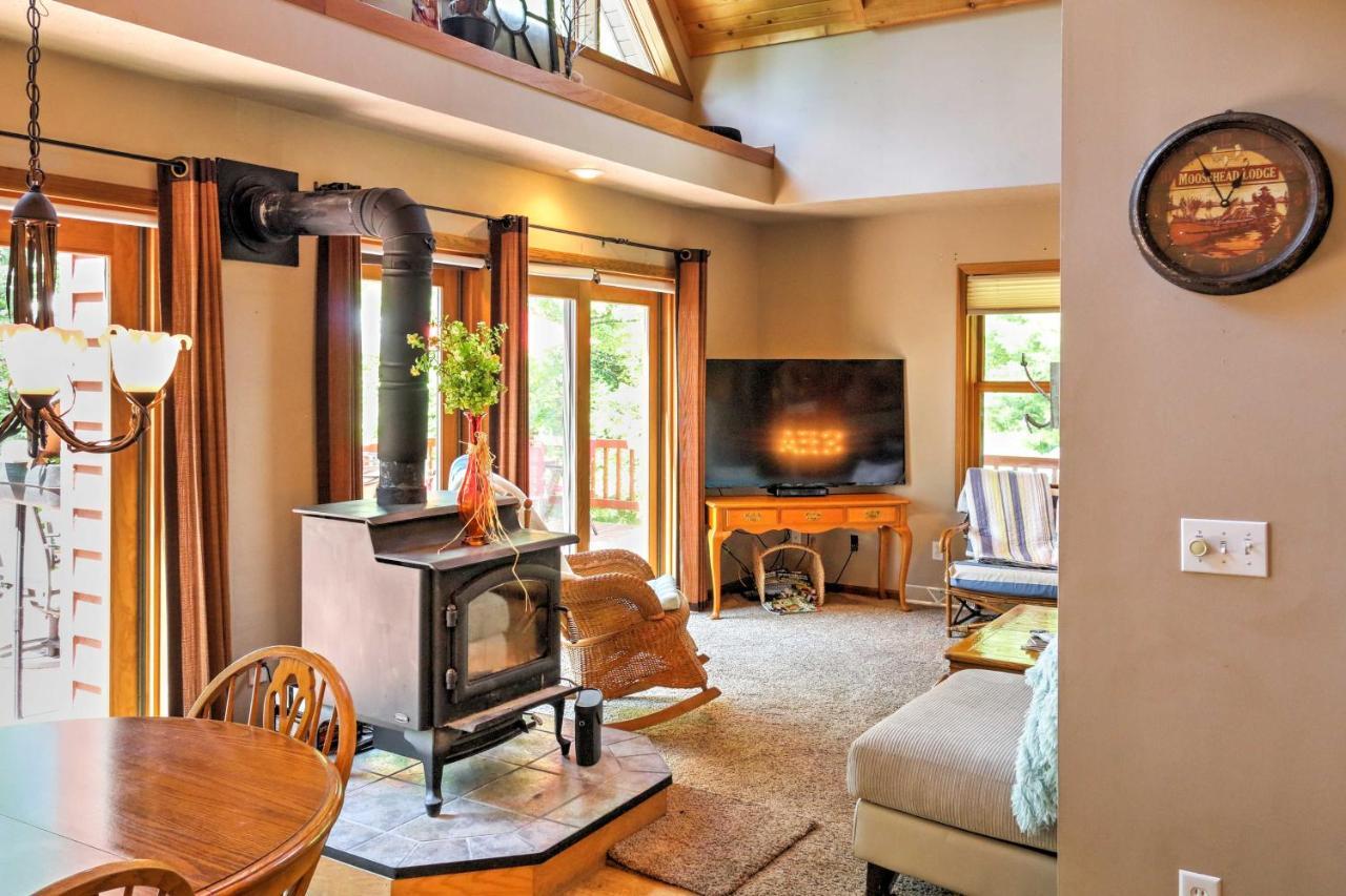 Roomy House On 2 Acres - 2 Mi To Egg Harbor Beach! Exterior photo
