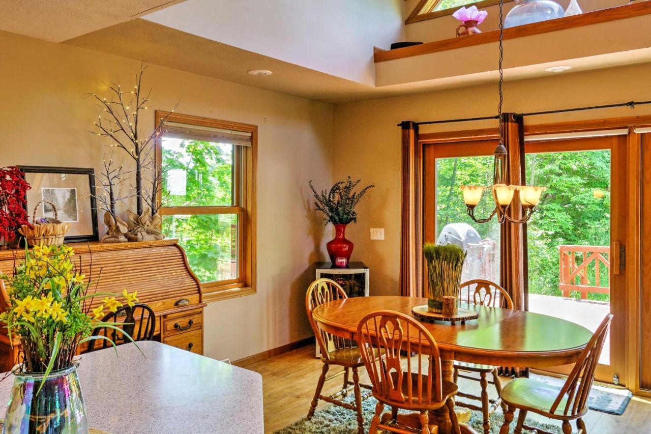 Roomy House On 2 Acres - 2 Mi To Egg Harbor Beach! Exterior photo