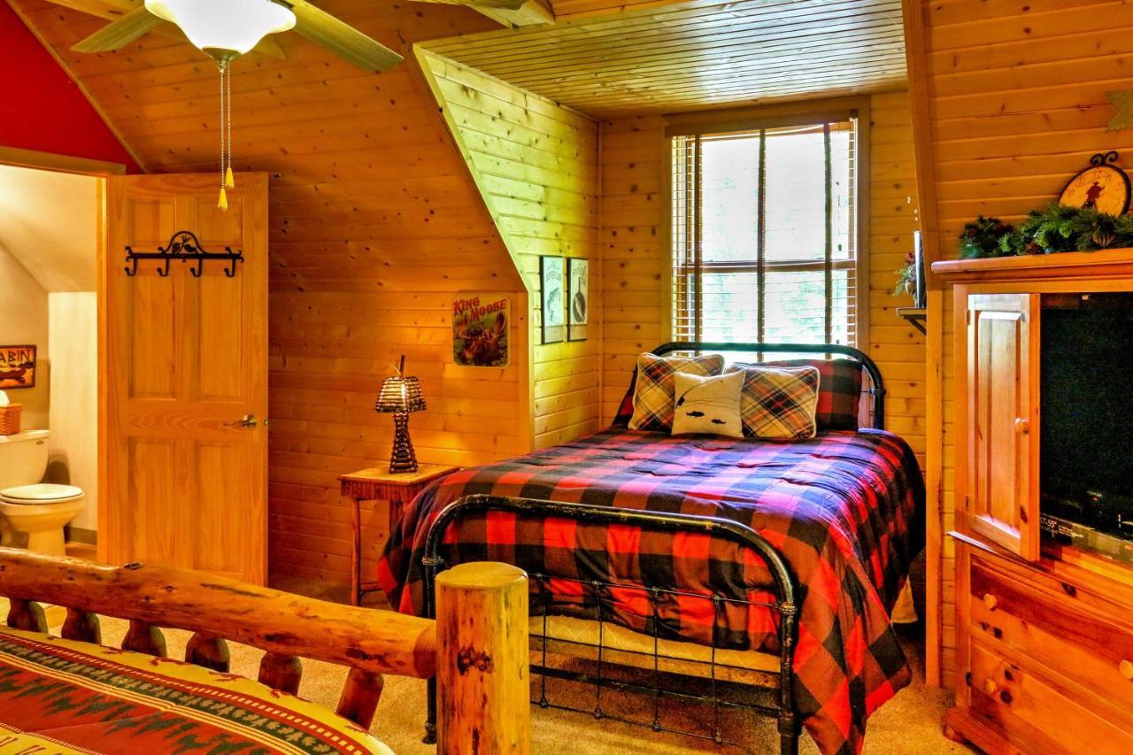 Roomy House On 2 Acres - 2 Mi To Egg Harbor Beach! Exterior photo